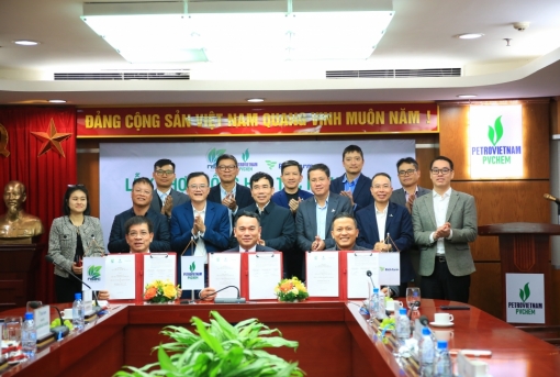PVChem ký hợp đồng hợp tác kinh doanh dự án Nhà máy Tái chế nhựa PET - Tiên phong trong lĩnh vực tái chế của Petrovietnam 