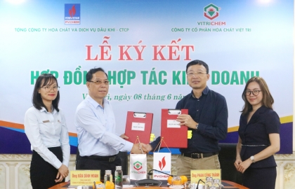 Lễ ký kết Hợp đồng hợp tác kinh doanh giữa Tổng công ty Hoá chất và Dịch vụ Dầu khí-CTCP (PVChem) và Công ty CP Hoá chất Việt Trì (Vitrichem).